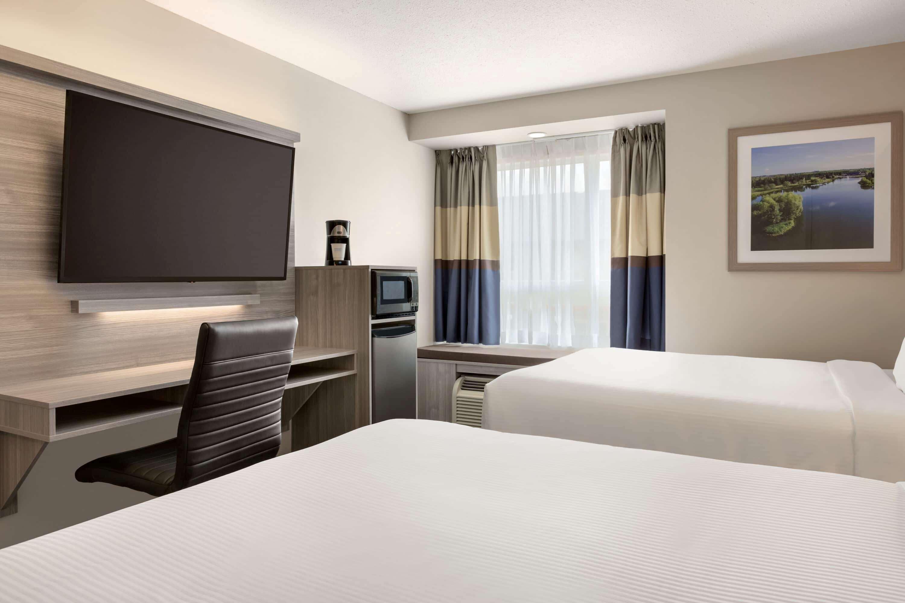 Microtel Inn & Suites By Wyndham Lloydminster Dış mekan fotoğraf