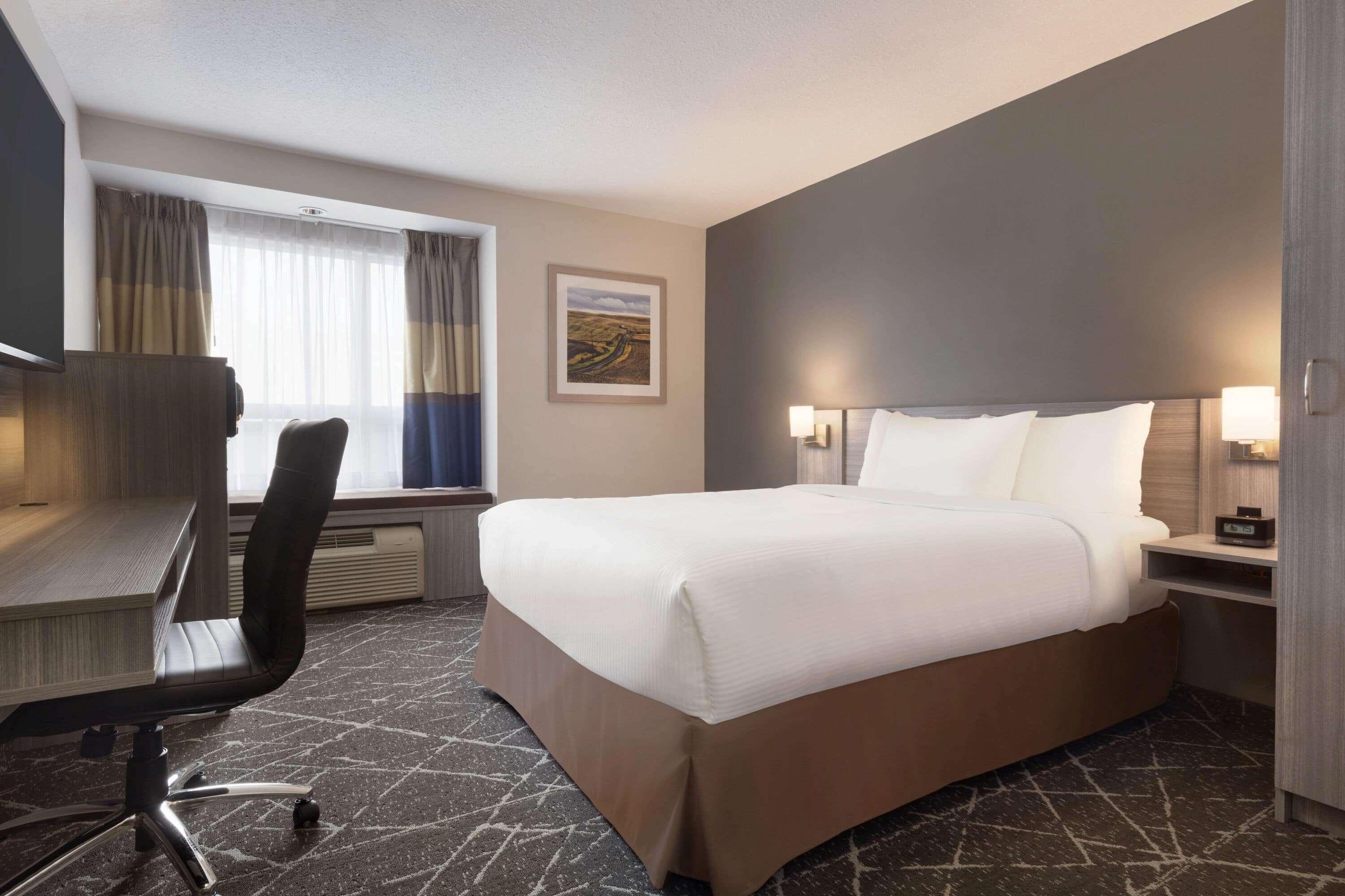 Microtel Inn & Suites By Wyndham Lloydminster Dış mekan fotoğraf