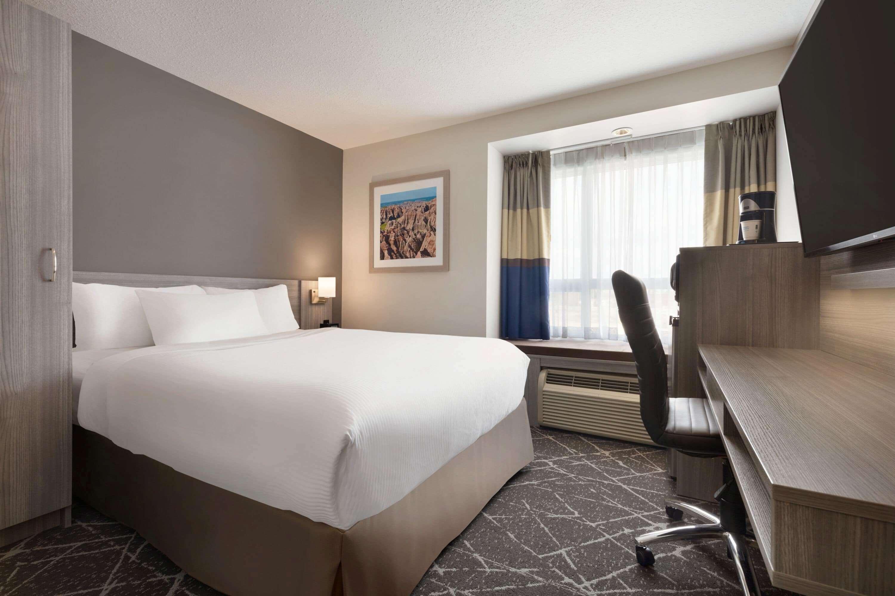Microtel Inn & Suites By Wyndham Lloydminster Dış mekan fotoğraf