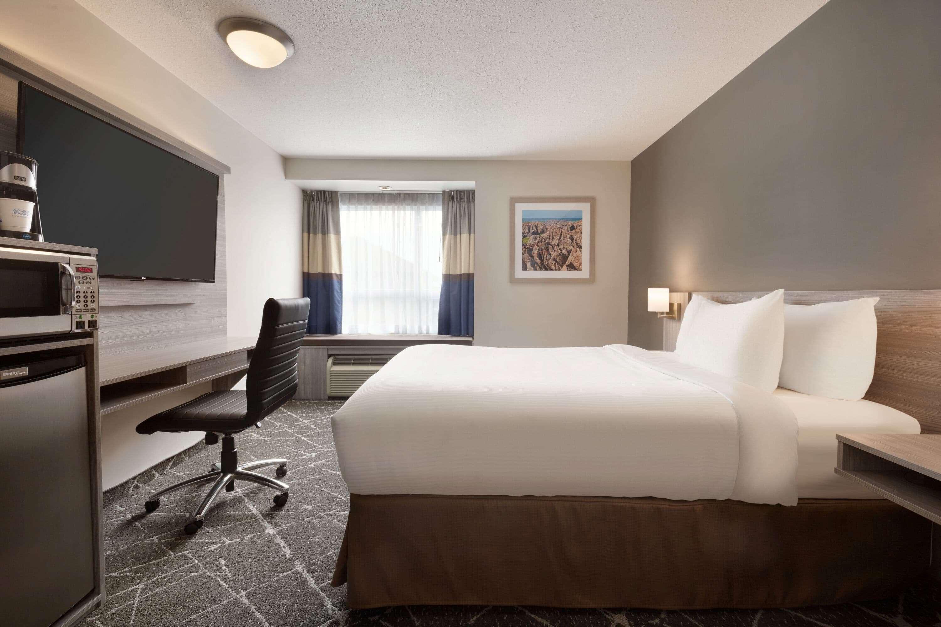 Microtel Inn & Suites By Wyndham Lloydminster Dış mekan fotoğraf