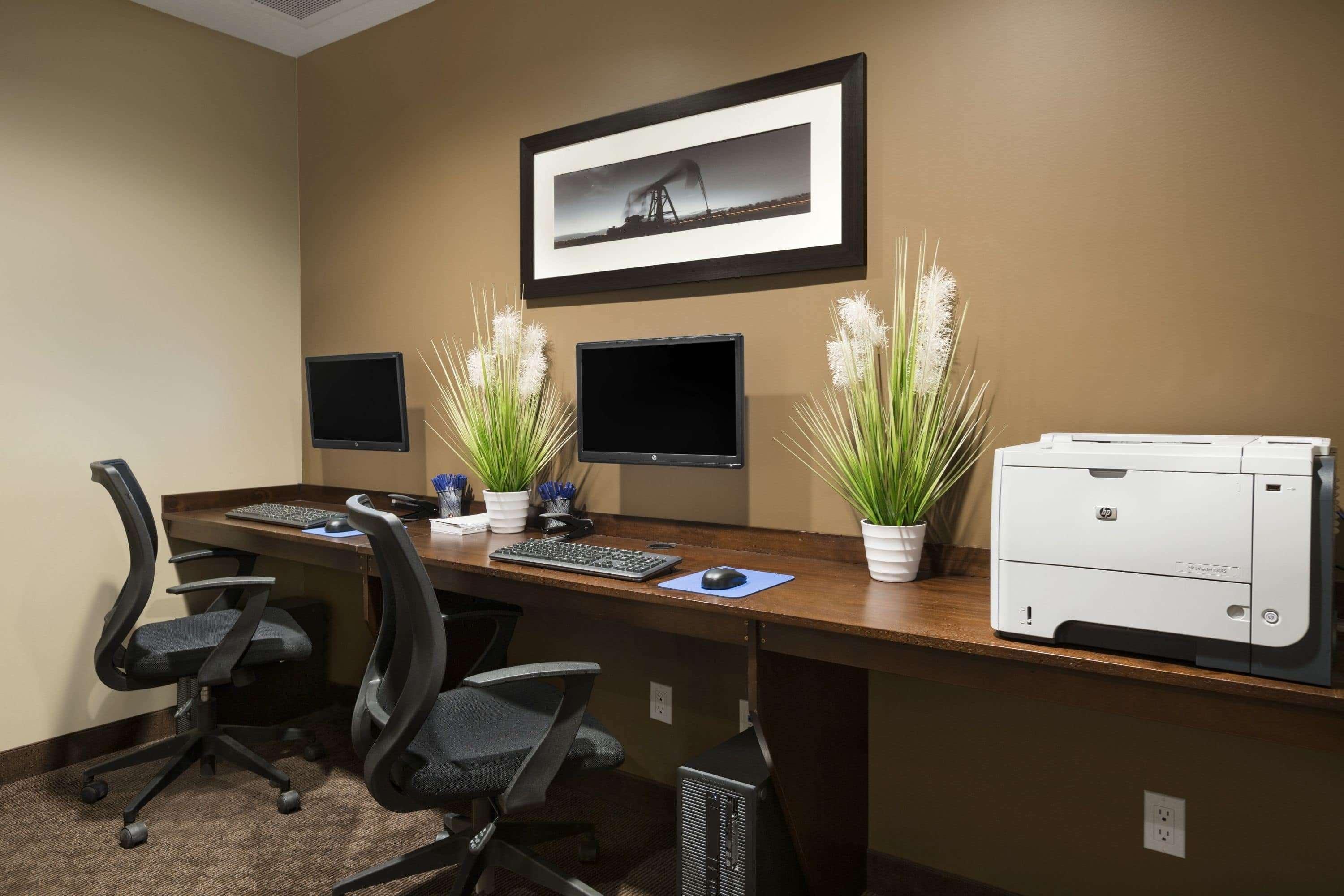Microtel Inn & Suites By Wyndham Lloydminster Dış mekan fotoğraf